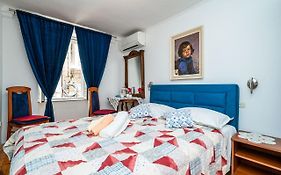 Rooms Fausta Old Town